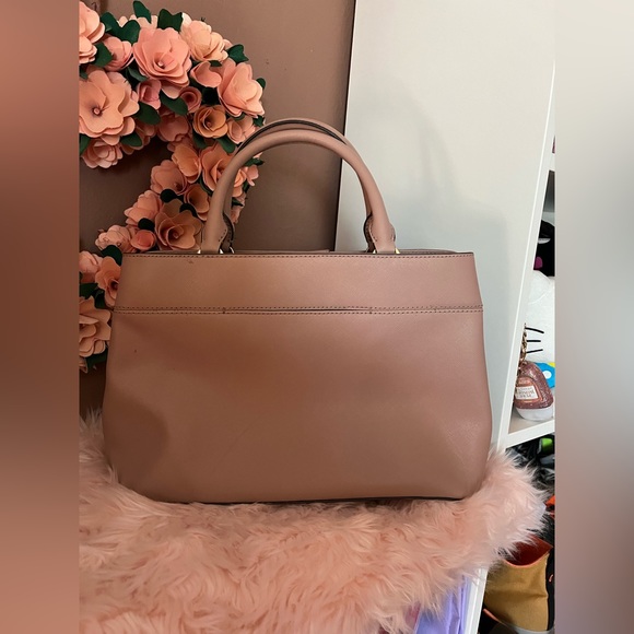 Michael Kors purse - Picture 2 of 7